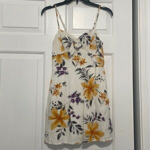 Juniors floral mini dress